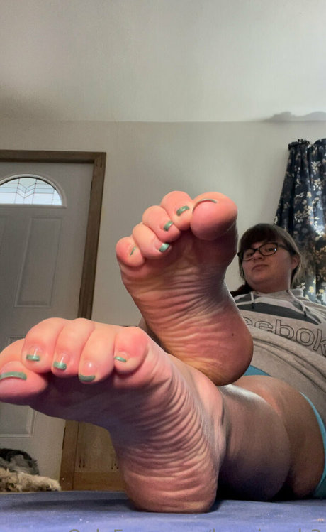 burninash3 erwachsene hübsche bild