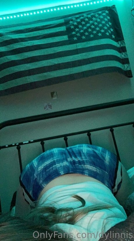 dylinnis hübsche akt bild