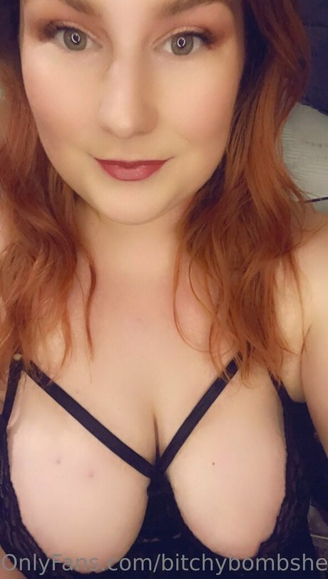 bitchybombshell nackt nette galerie